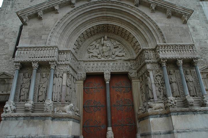 Arles_saintrophime_cloitre (5)